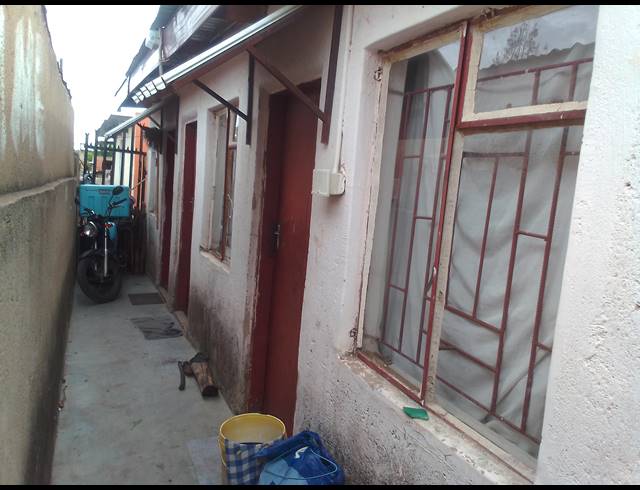 12 BEDROOM HOUSE FOR SALE IN WESTENBURG